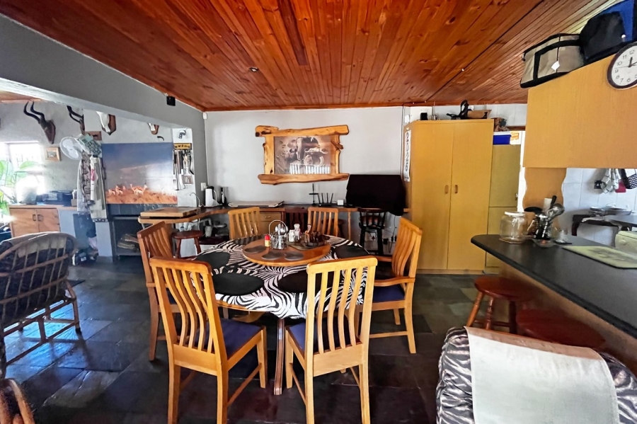 6 Bedroom Property for Sale in Hartenbos Central Western Cape